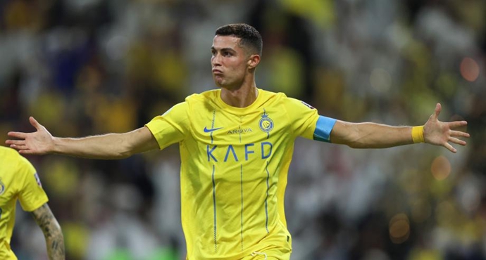การแข่งขันฟุตบอลซาอุดีอาระเบียรอบชิงชนะเลิศ - อันนัศร์ 4-2 อัล อิติฮัด